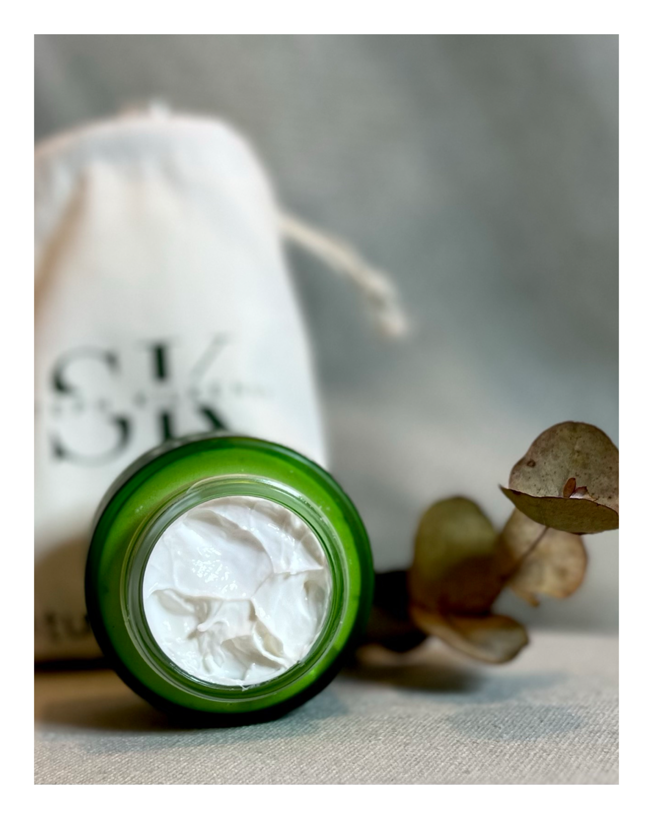 Yummie Moisturiser natural face cream by Steph Kilkenny