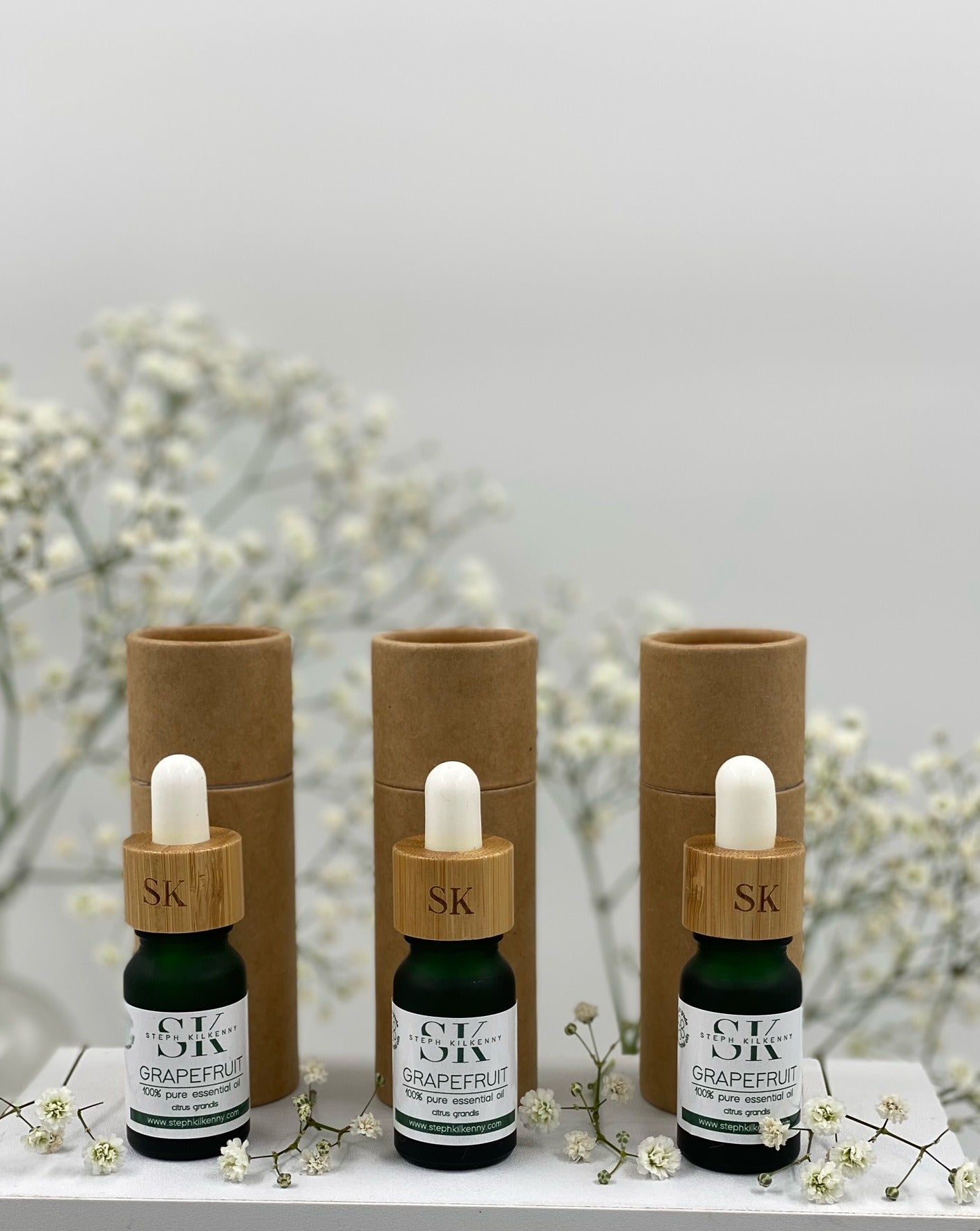 Grapefruit essential oil